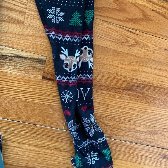 CHRISTMAS REINDEER LEGGINGS - Picture 2 of 3